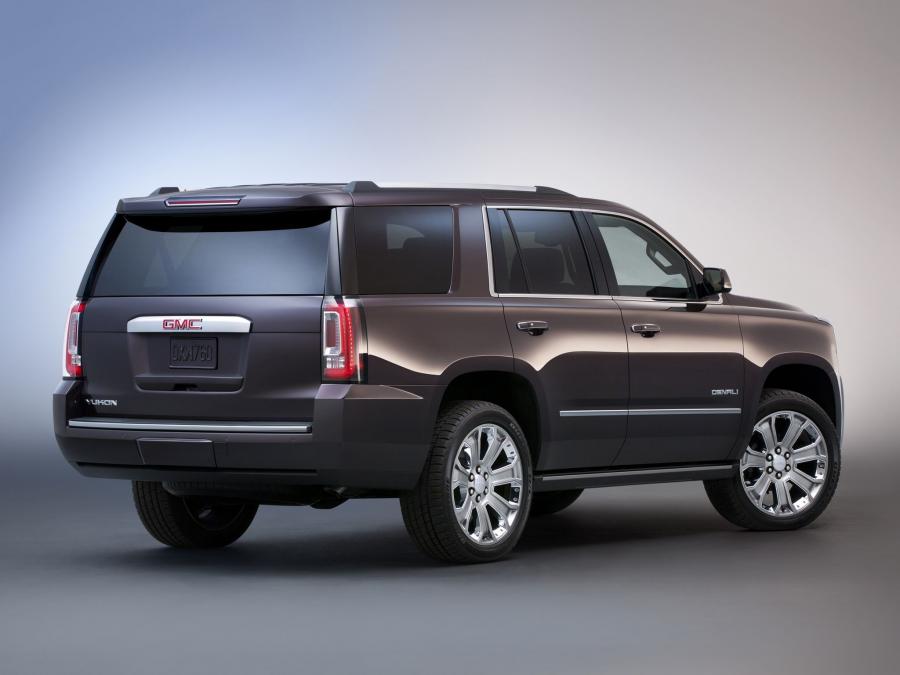  GMC Yukon Denali 2015 года  (фото 11 из 52)